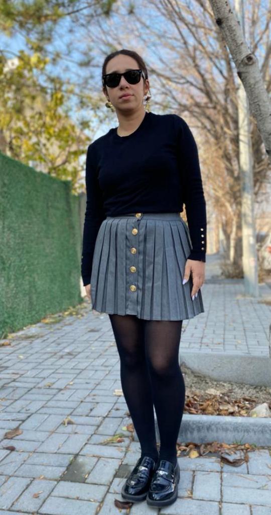 Pileli Gold Düğmeli Gri Kadın Etek