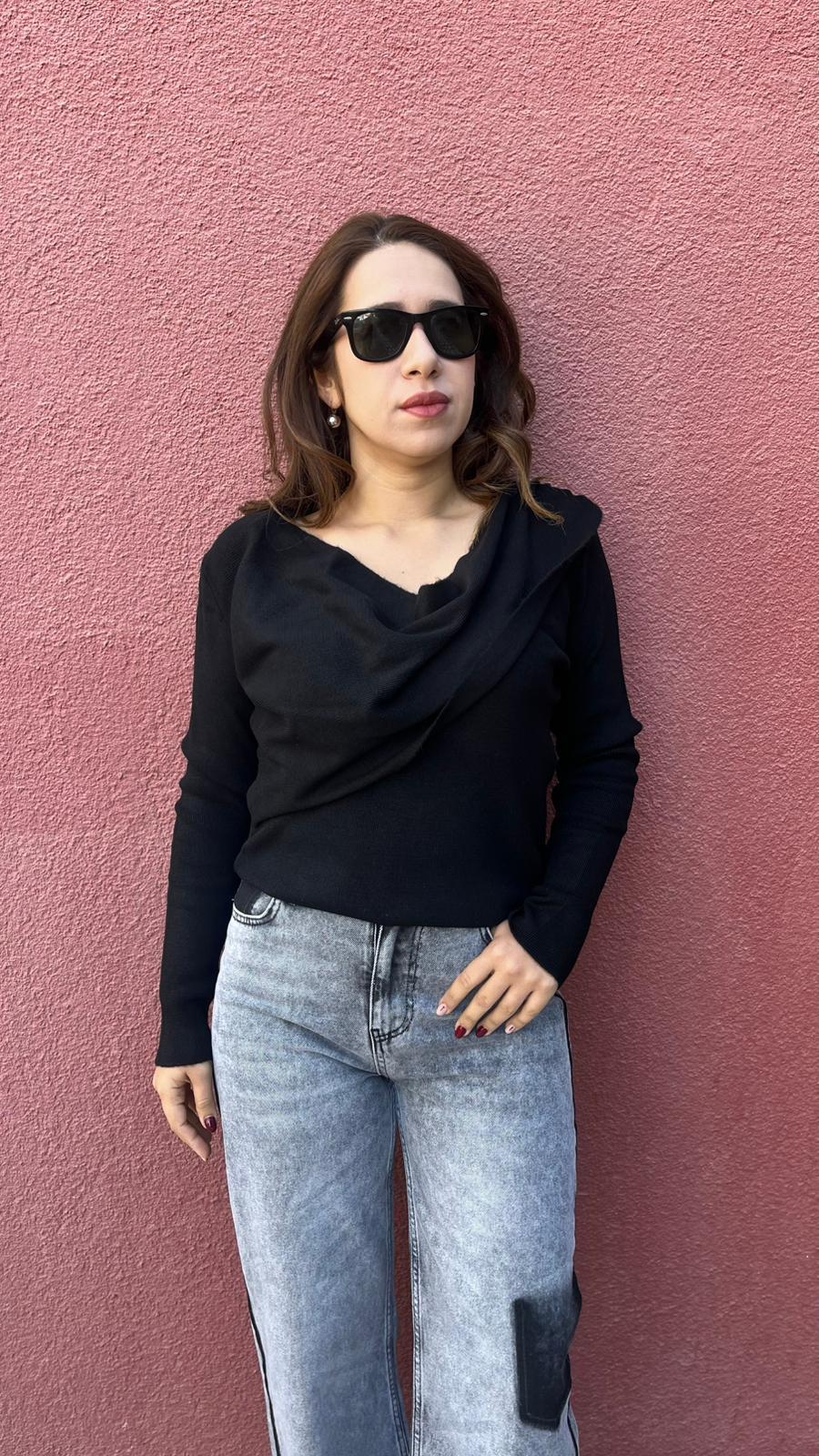 Vatkalı Kruvaze Siyah Kadın Kazak