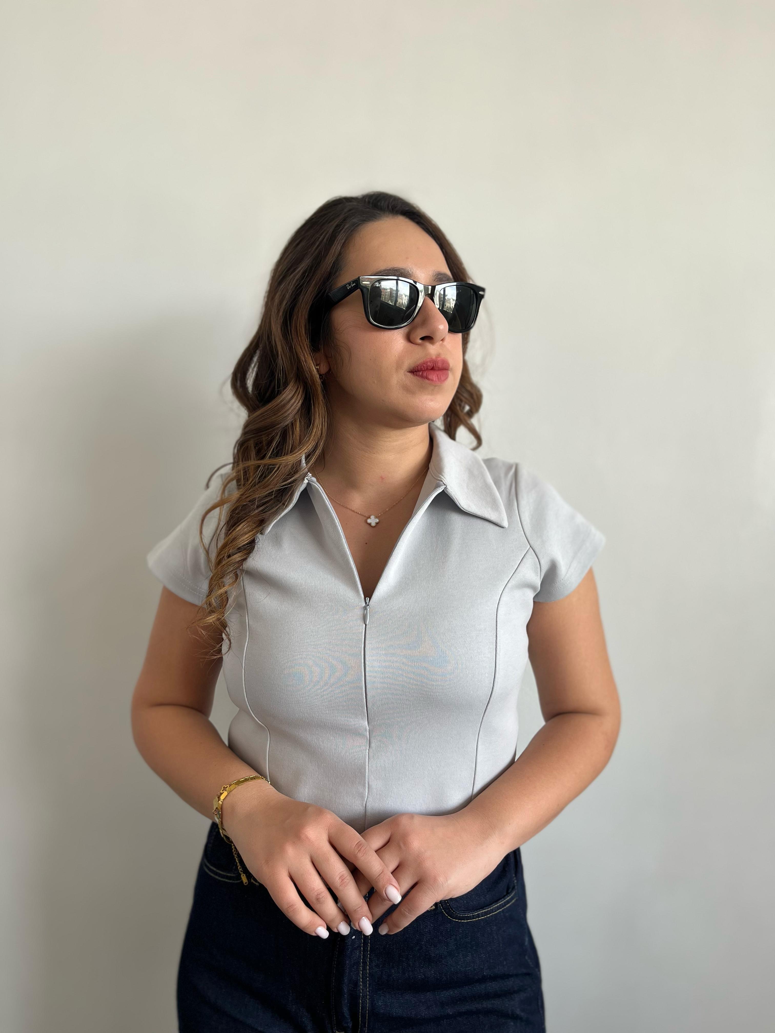 Yakalı Fermuarlı Gri Bluz