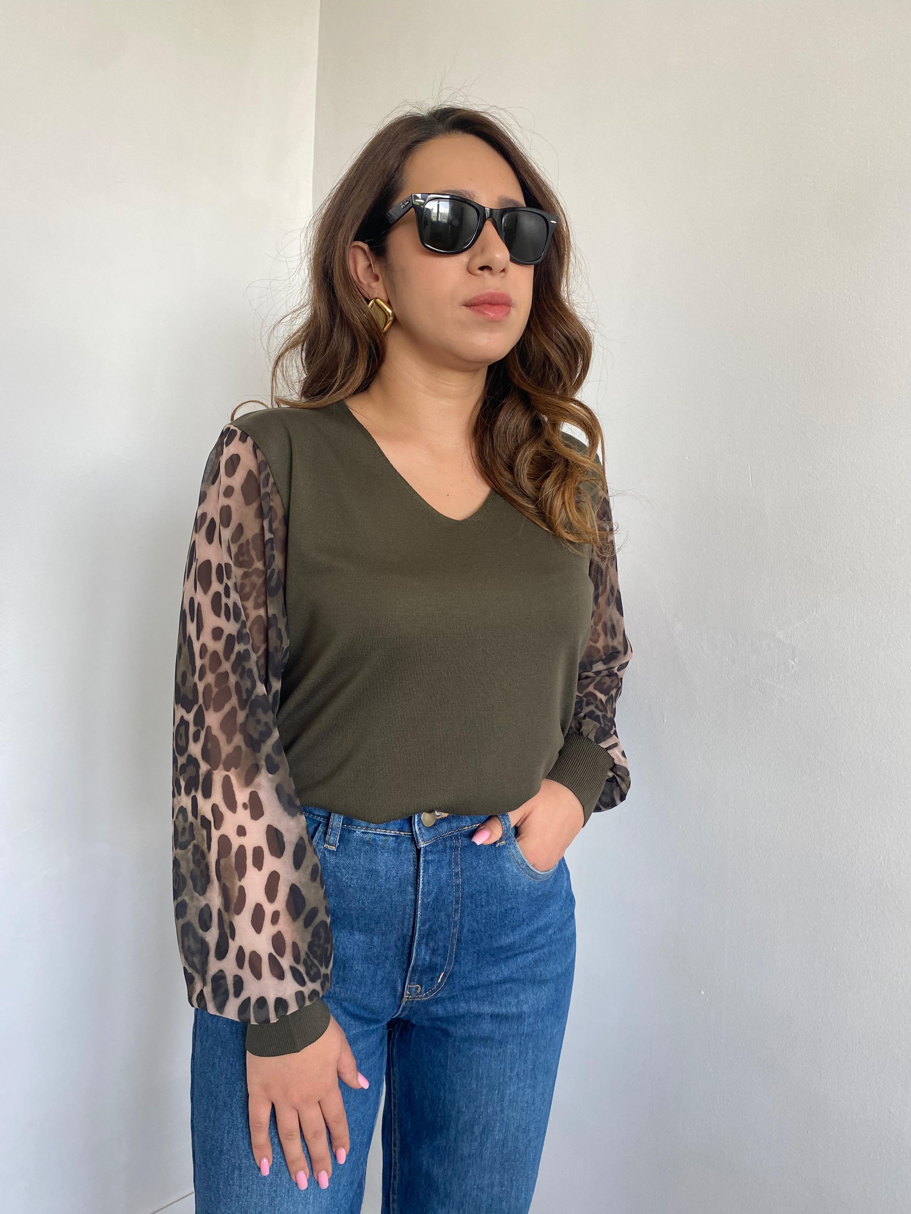 Yeşil Kol Detay Bordo Triko