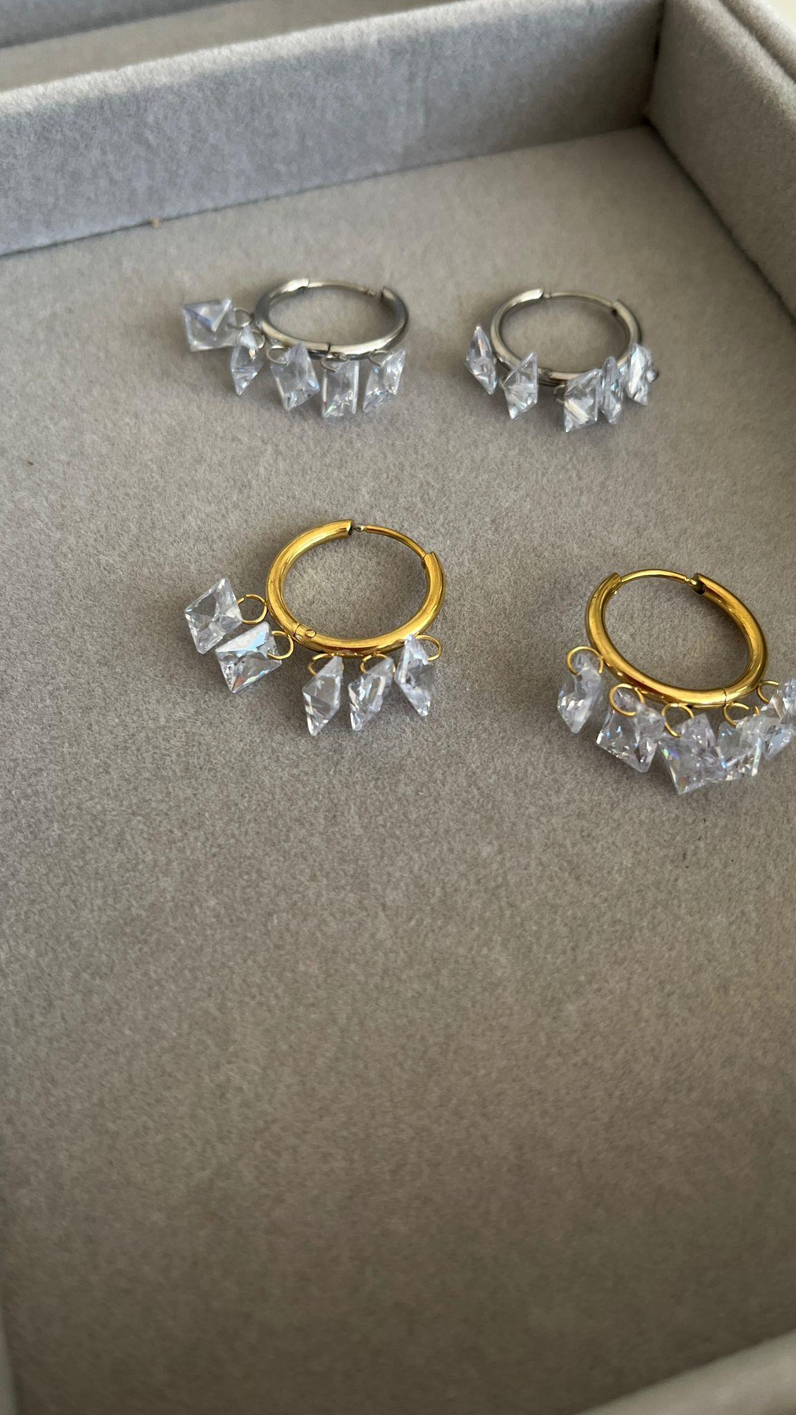 Çelik Şeffaf Taşlı Gold Halka Küpe