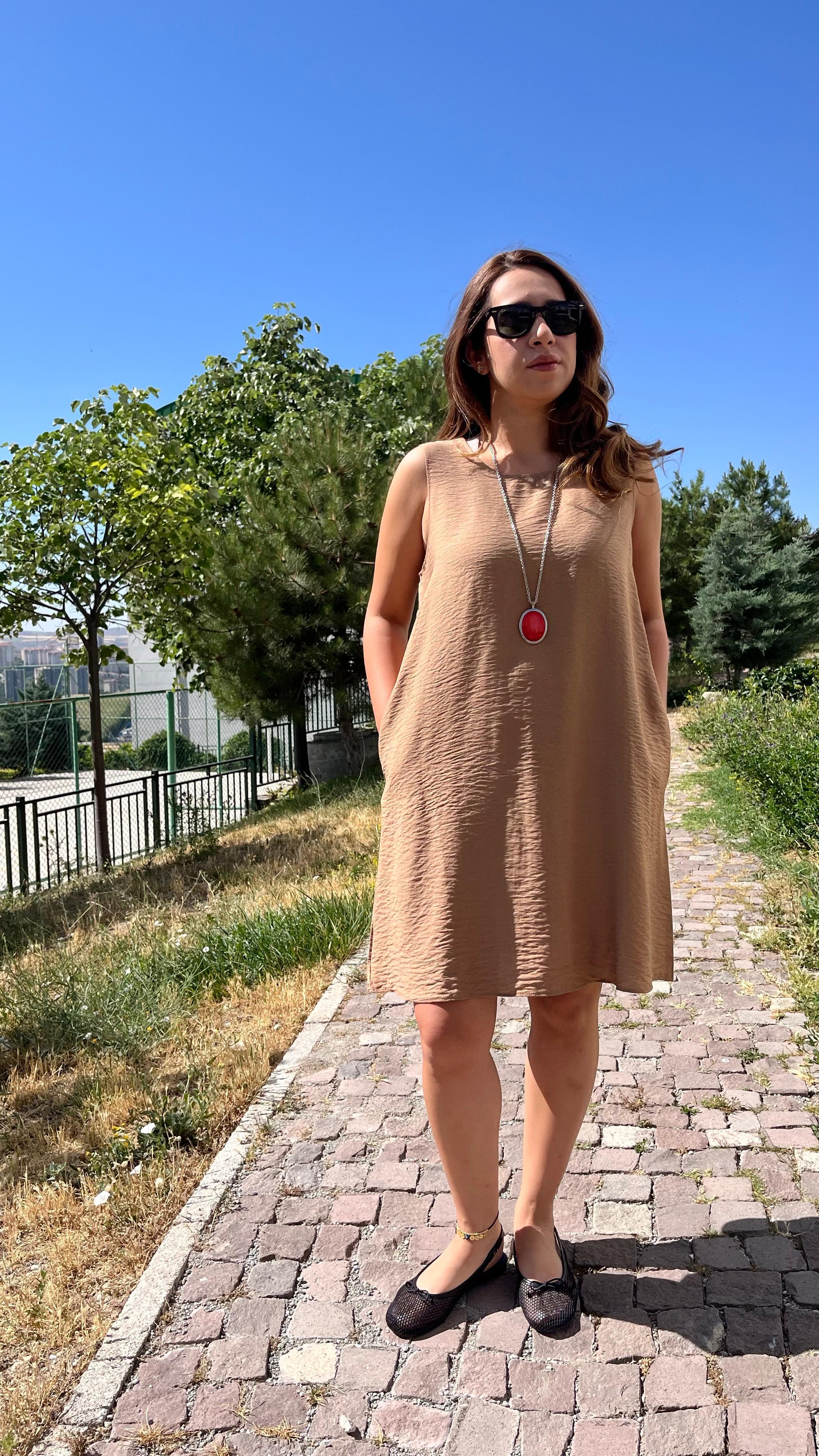 Cepli Müslin Kumaş Toprak Rengi Çan Elbise