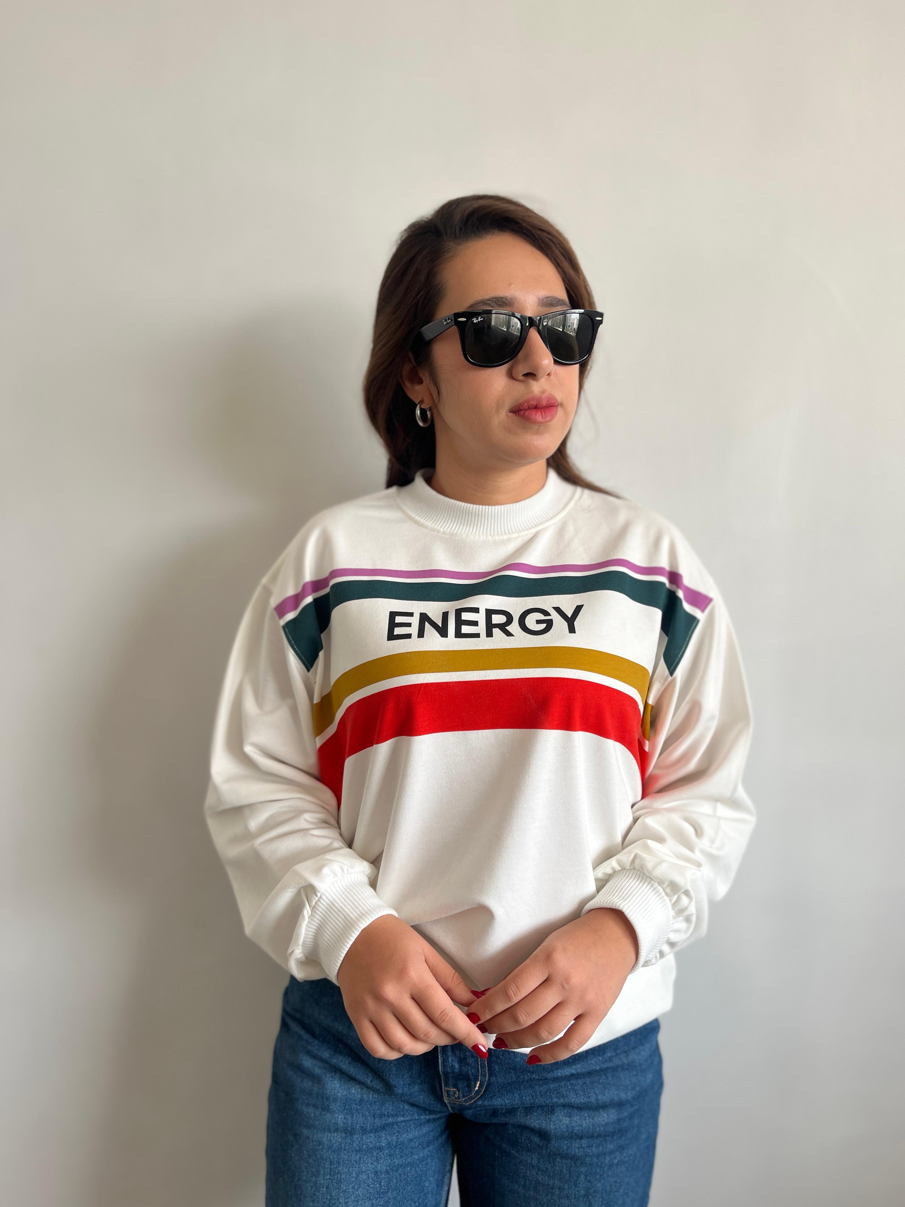 Energy Yazılı Beyaz Sweatshirt