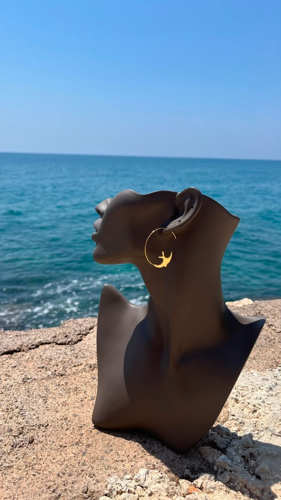 Gold Kuş Detay Halka Küpe