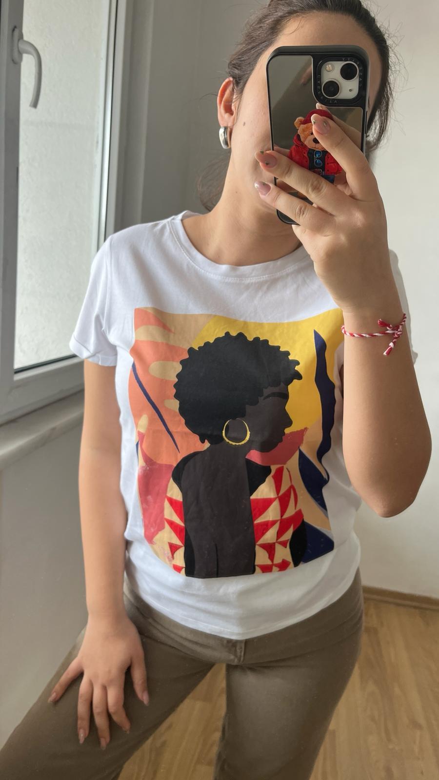Kadın Desen Beyaz Basic Tişört · 2