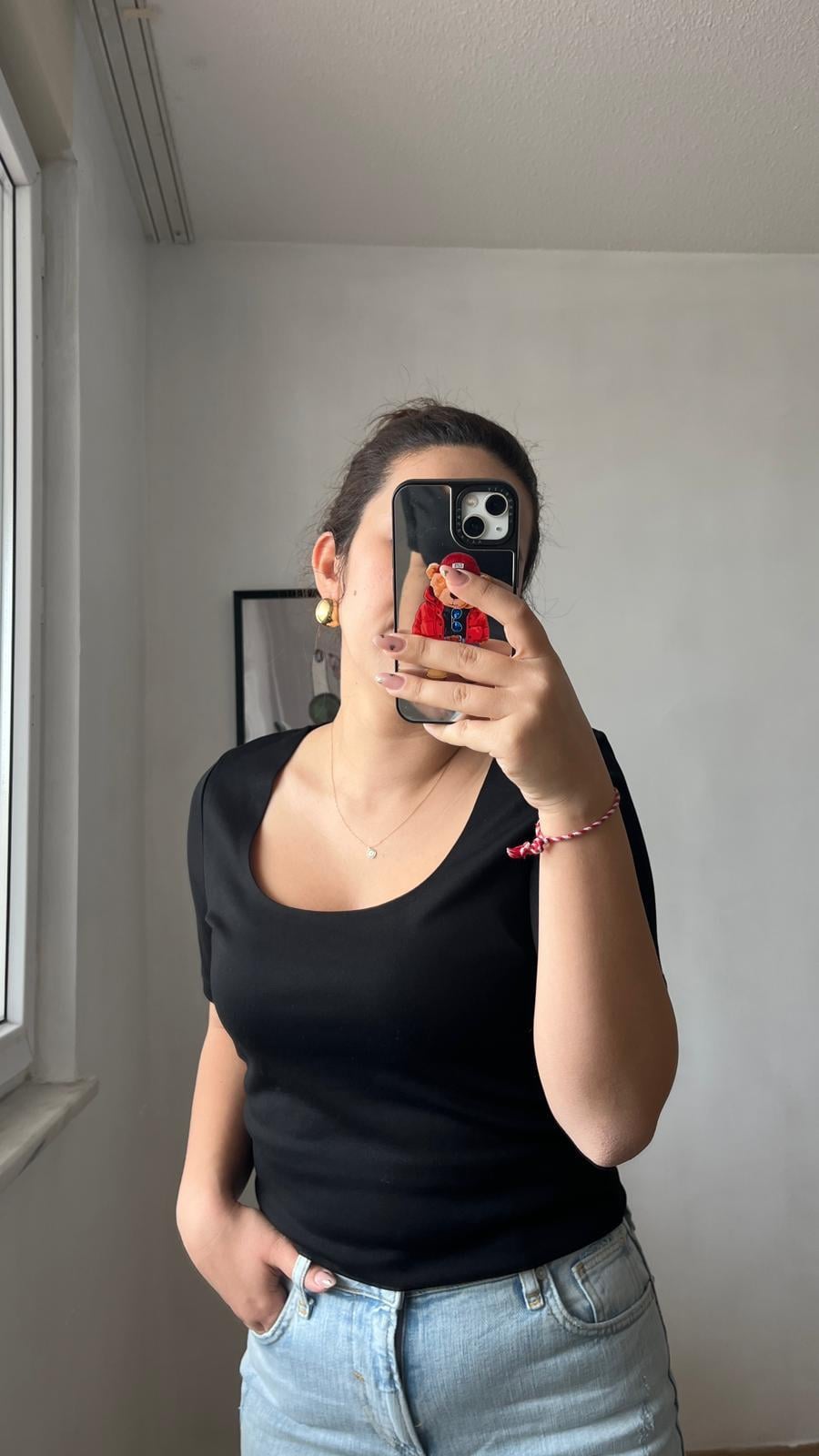 Kare Yaka Likralı Kadın Tişört