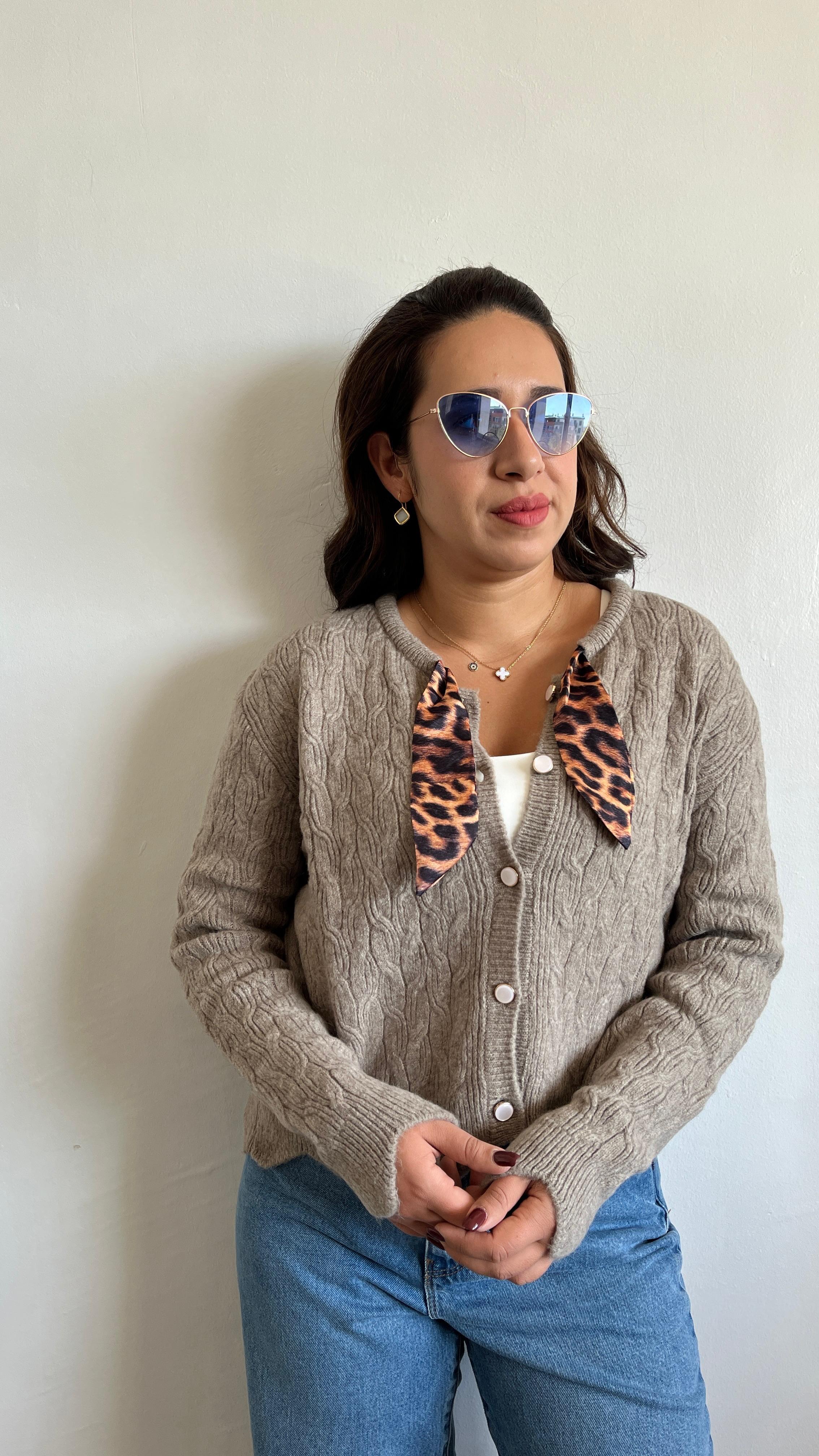 Leopar Detay Düğmeli Hırka · 5