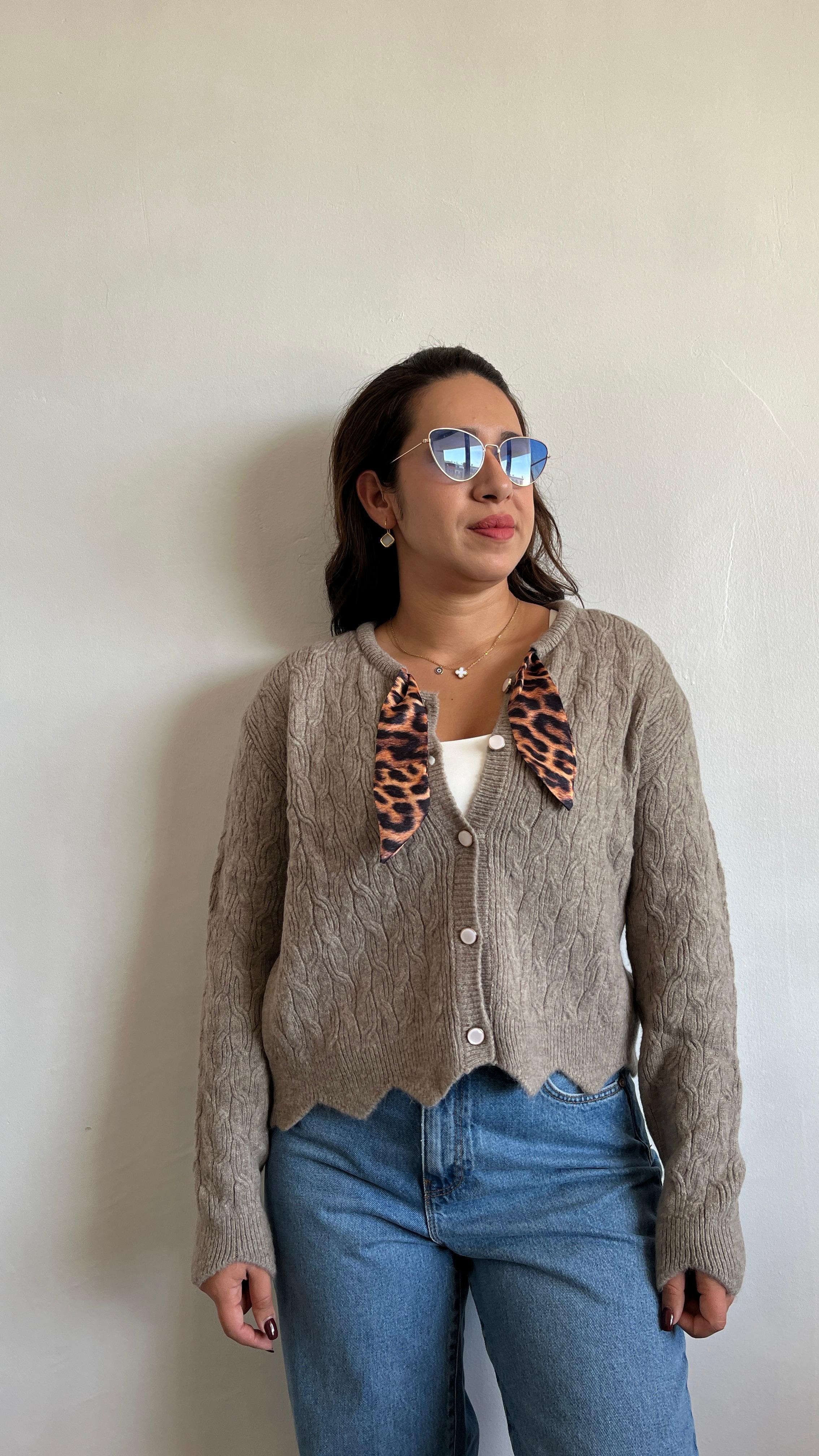 Leopar Detay Düğmeli Hırka · 3