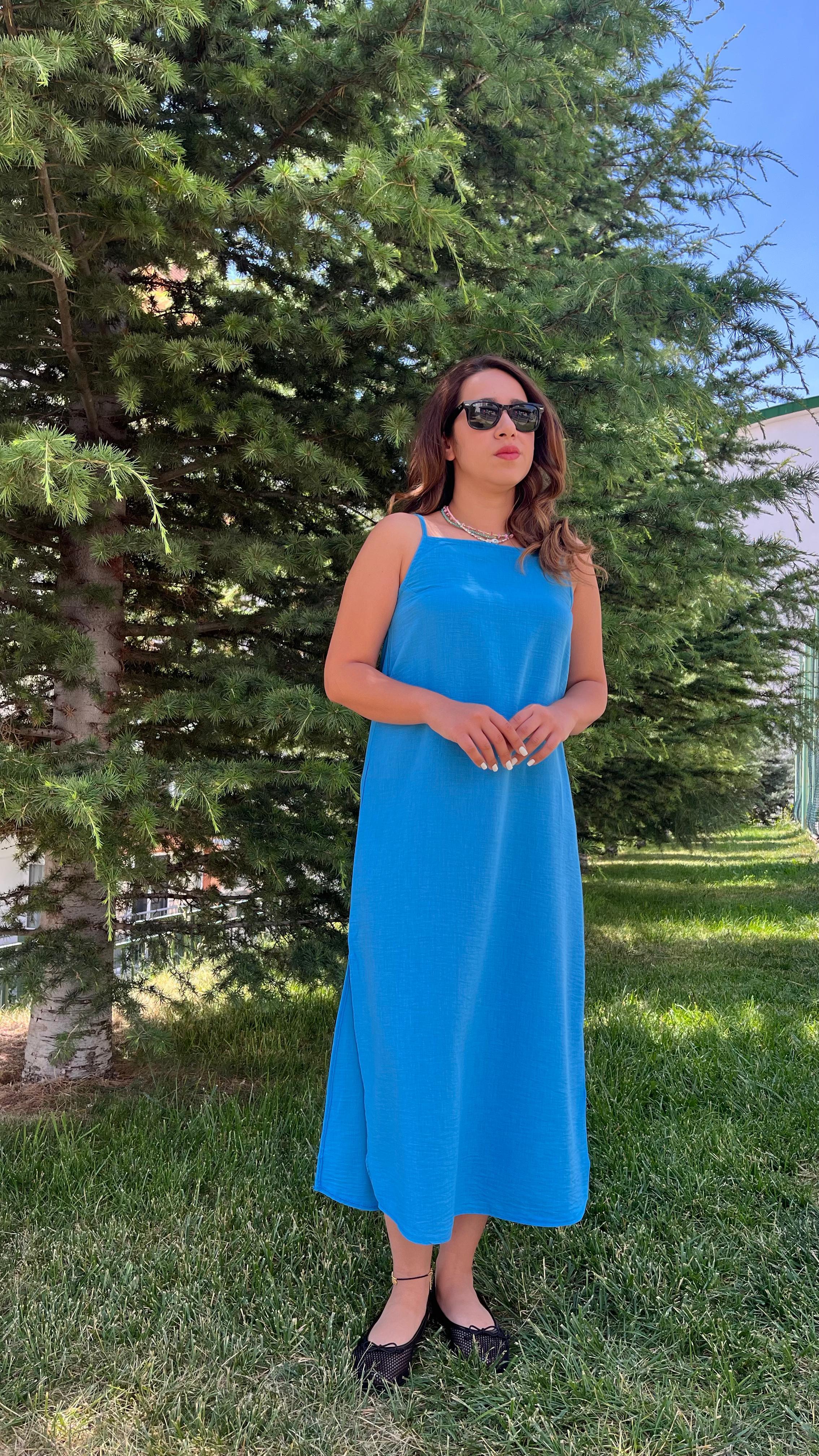 Mavi Müslin Kumaş Askılı Elbise