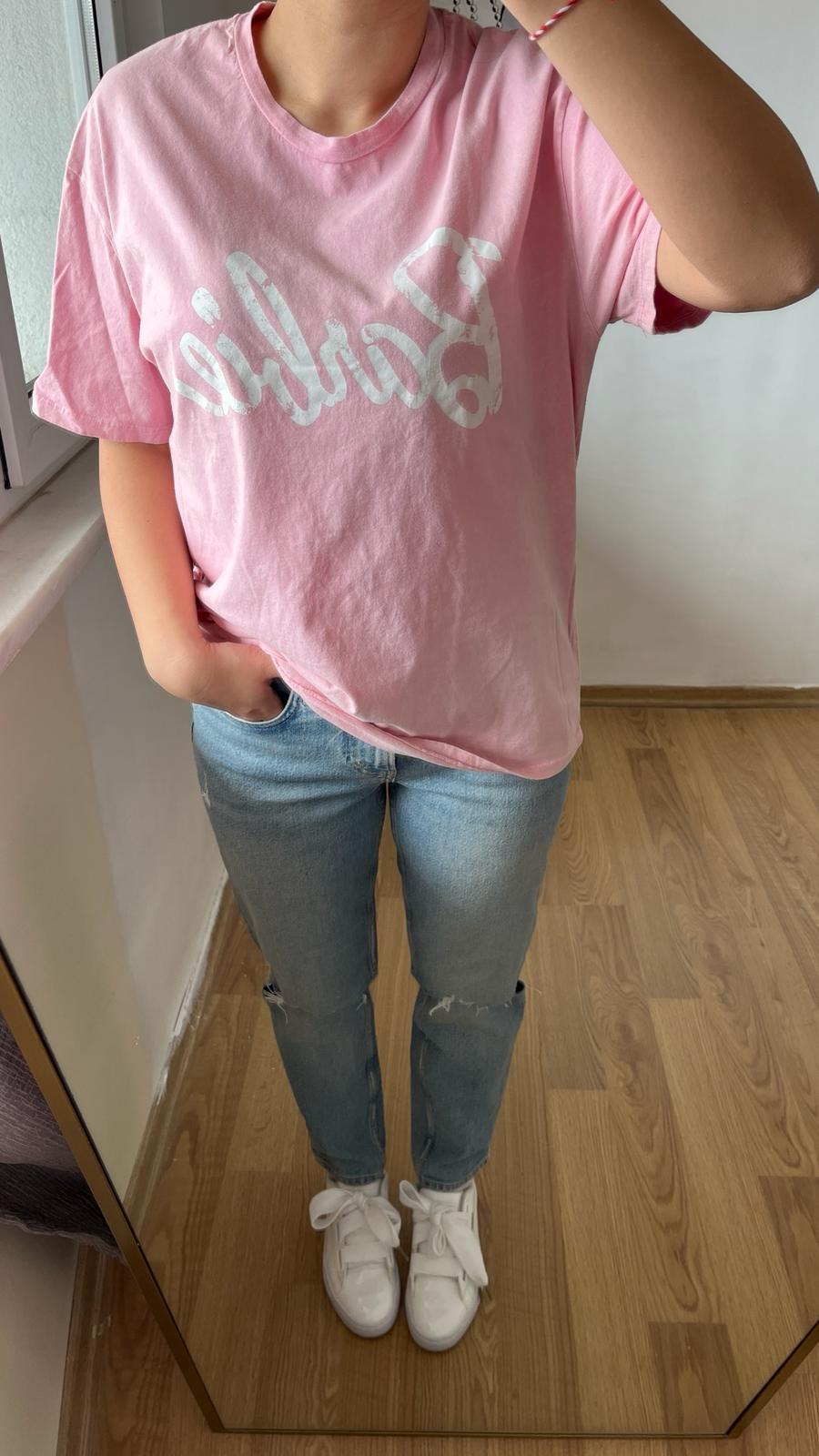 Pembe Barbie Bisiklet Yaka Kadın Tişört