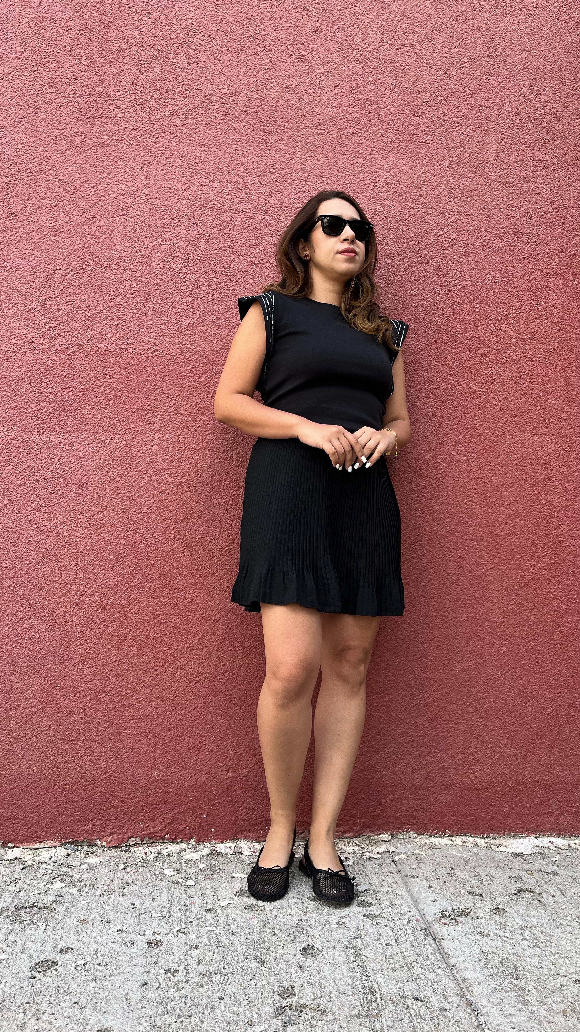 Piliseli Şortlu Siyah Etek