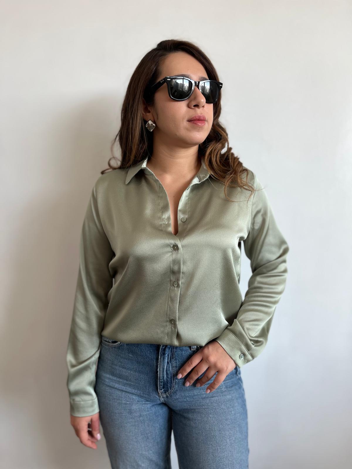 Premium Saten Mint Yeşil Gömlek