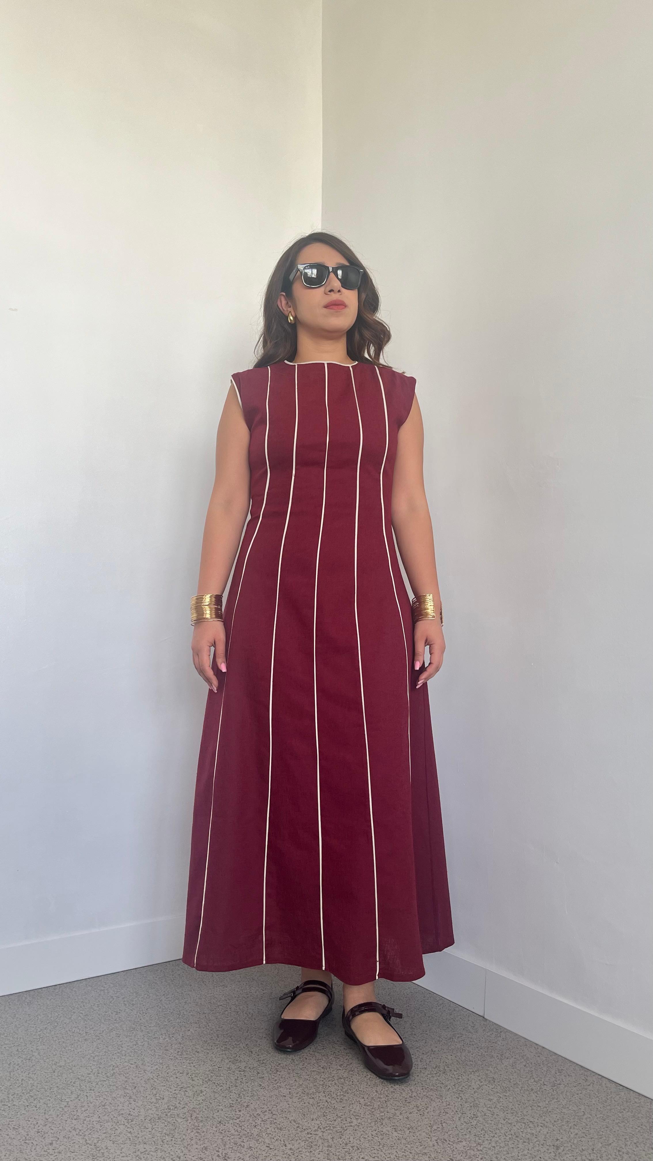 Sıfır Kol Biyeli Bordo Keten Elbise · 3