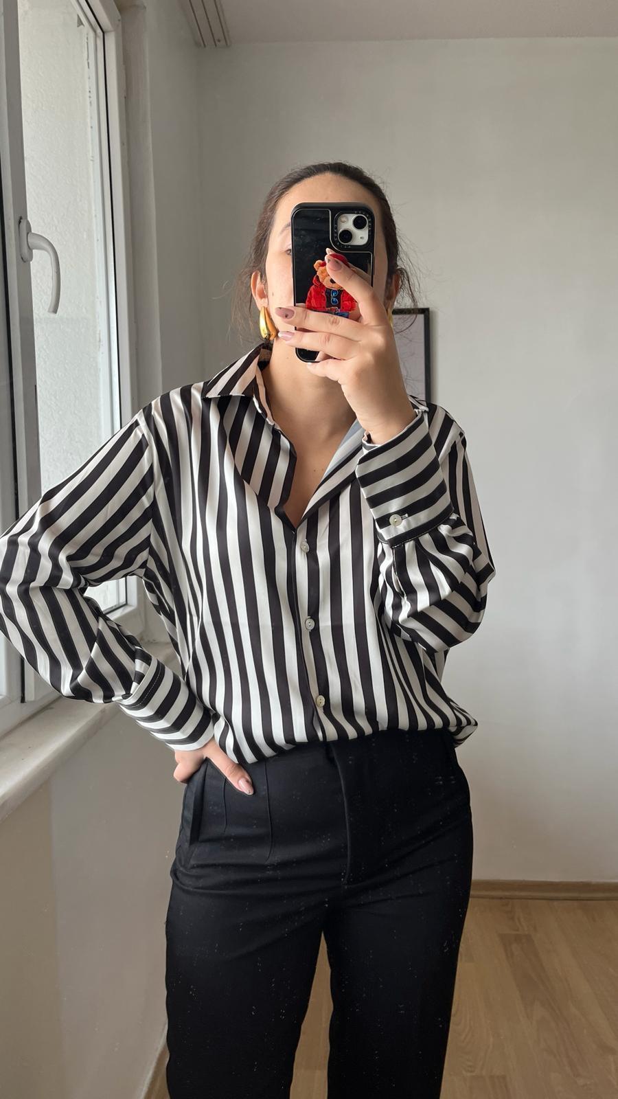 Siyah Çizgili Saten Kadın Gömlek