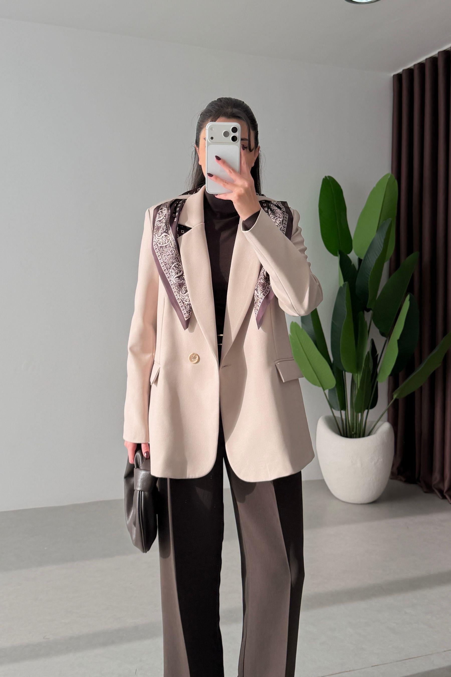 Dublin Taş Fularlı Blazer Ceket