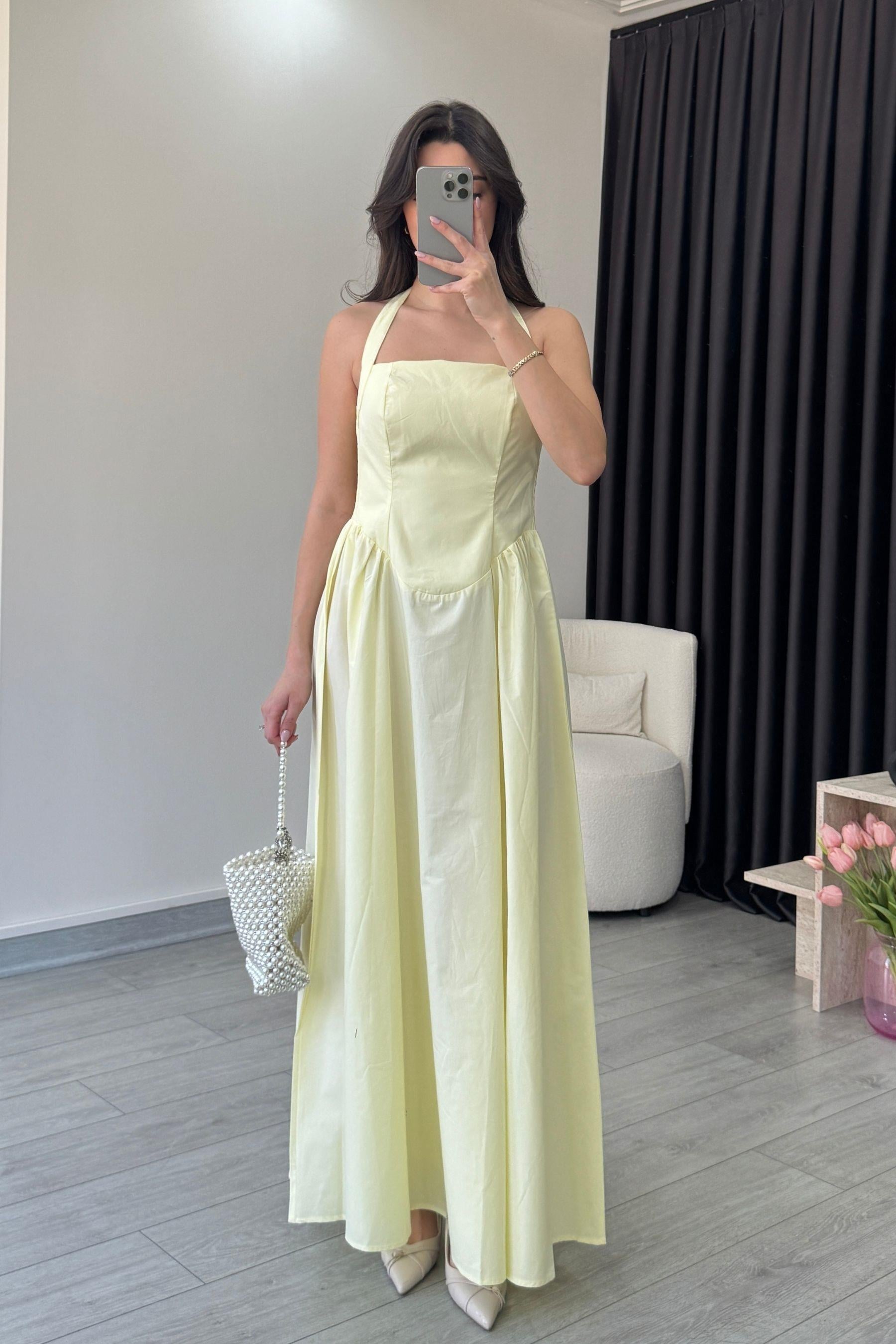 Ester Boyundan Askılı Sarı Maxi Elbise