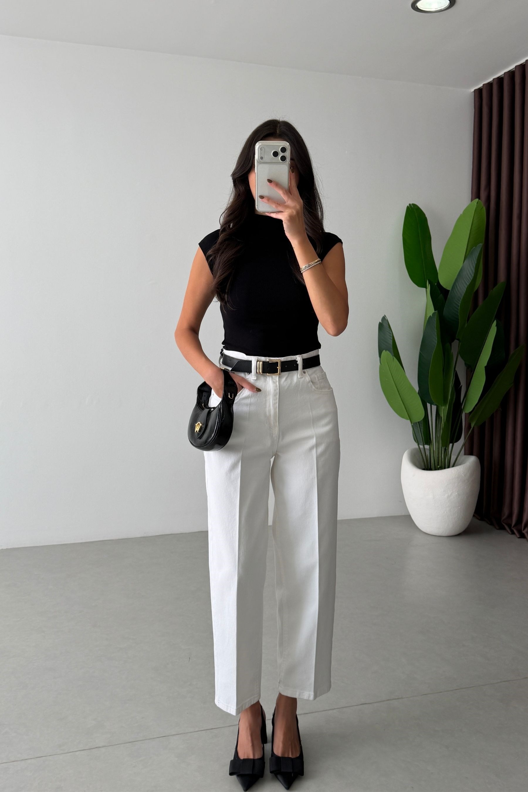 Gabri Beyaz Kemerli Skater Jean