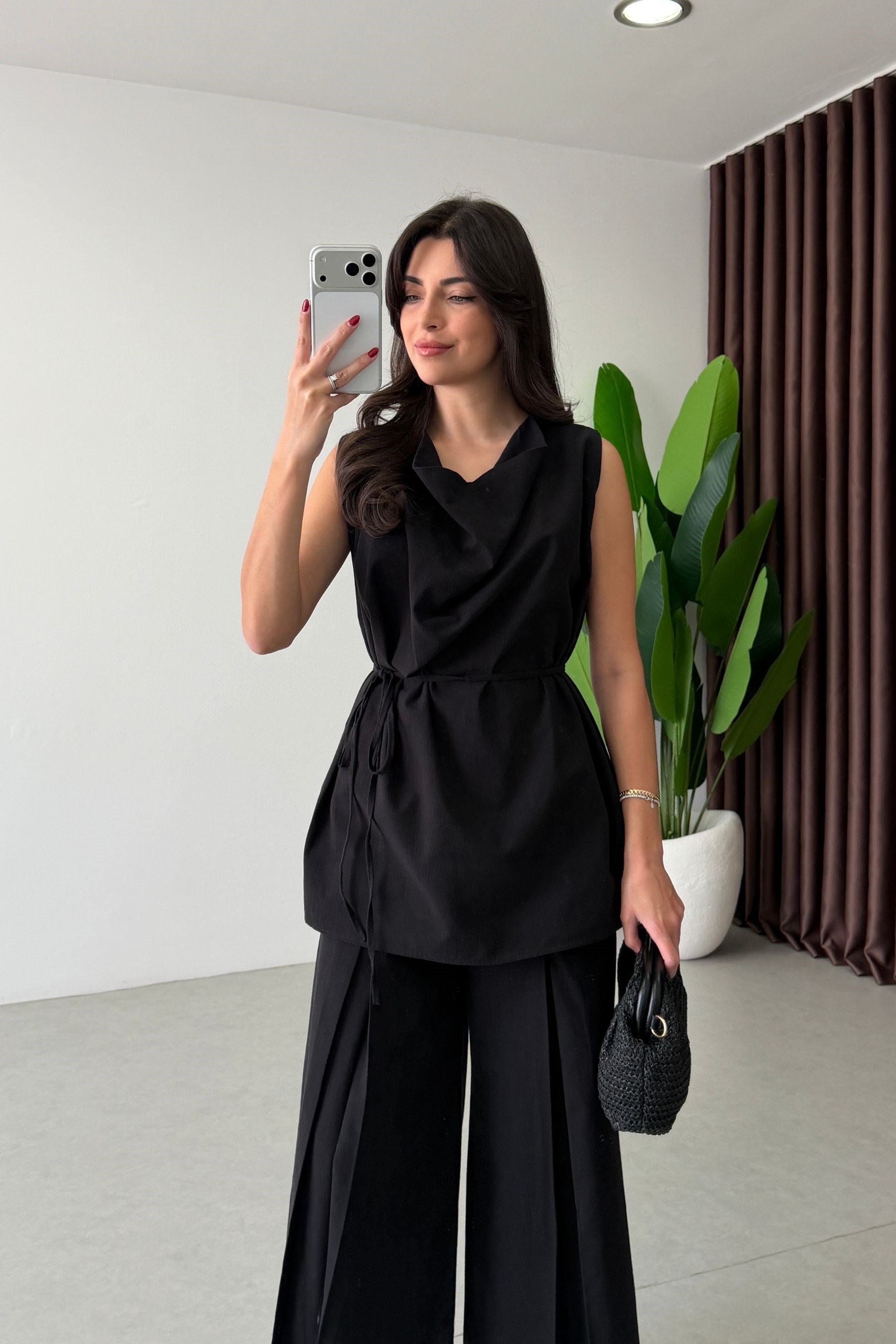 Gusta Siyah Degaje Yaka Bağlamalı Keten Takım