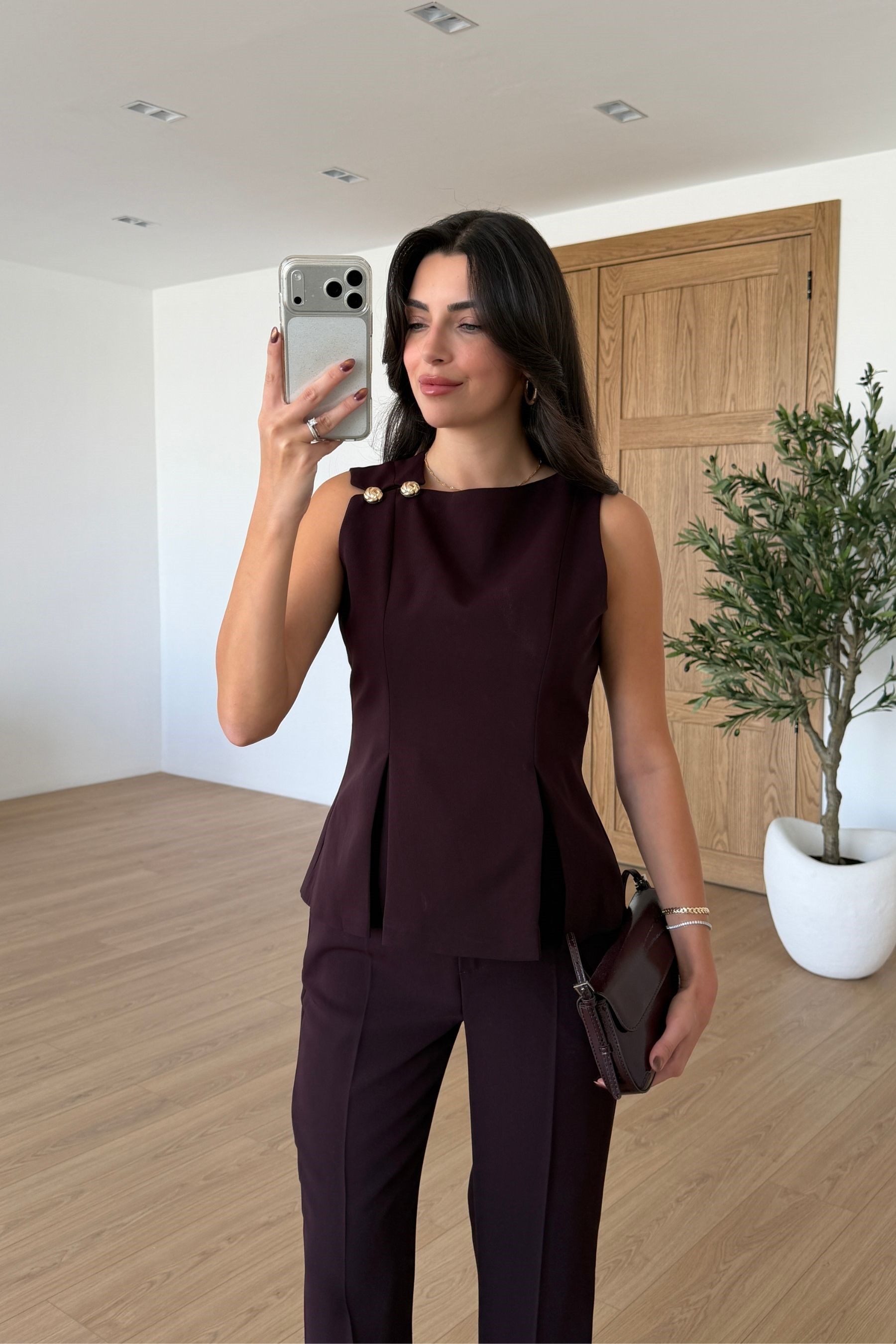 Kelly Mürdüm Gold Düğmeli Bluz Pantolon Takım