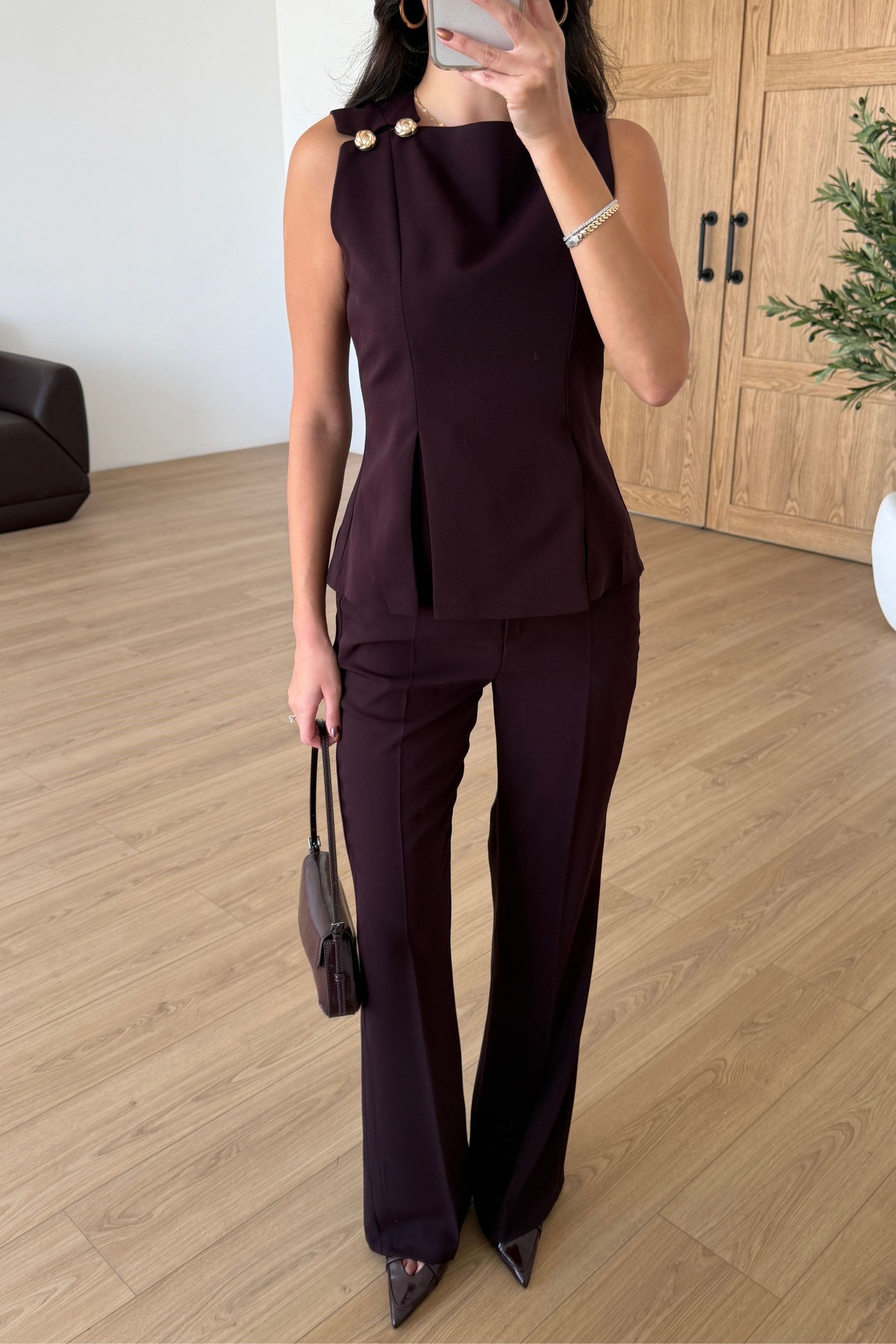 Kelly Mürdüm Gold Düğmeli Bluz Pantolon Takım