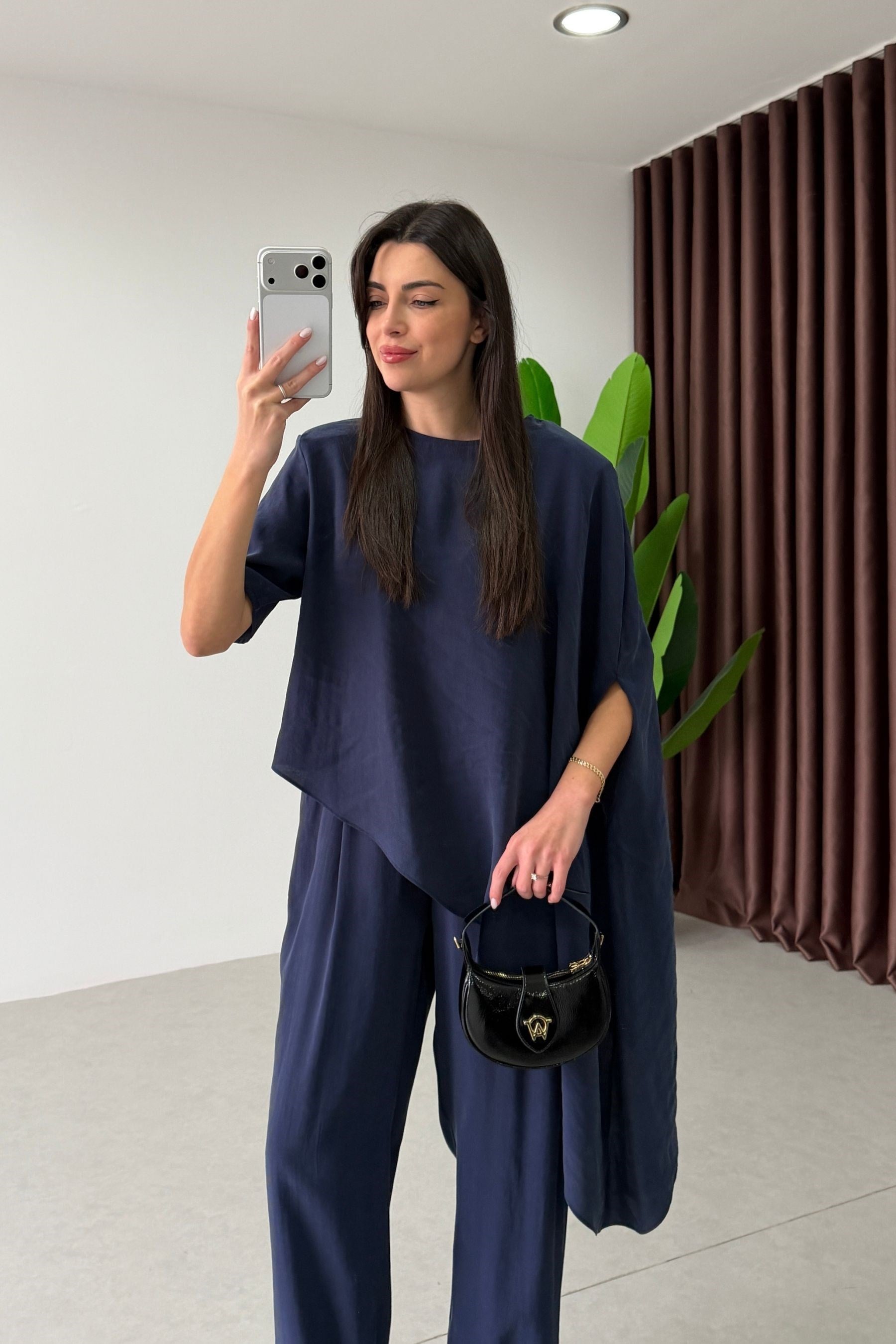 Lilly Lacivert Asimetrik Kesim Modal Takım