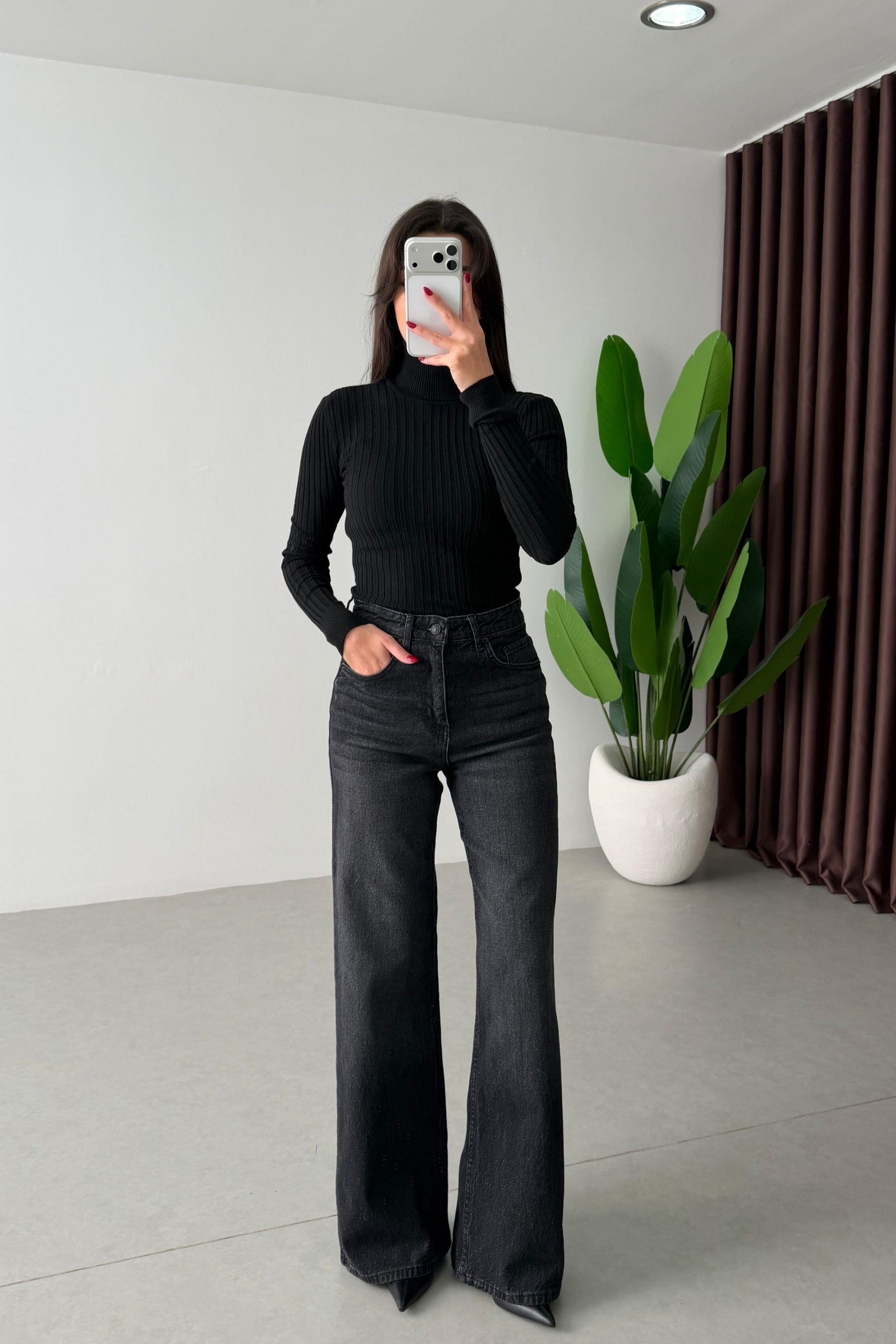 Noir Füme Wide Leg Jean