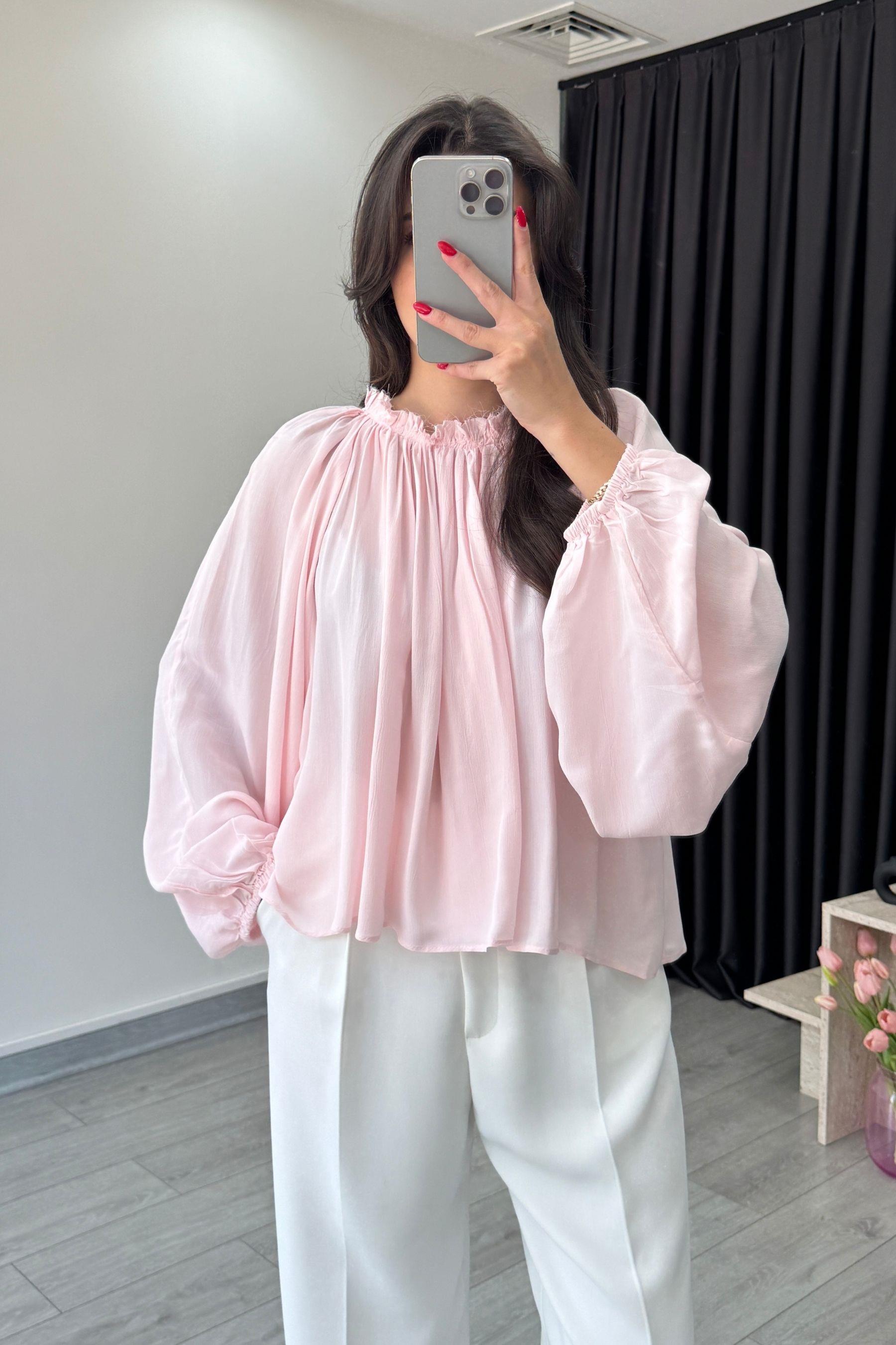 Jesy Pembe Büzgü Yaka Şifon Buluz 