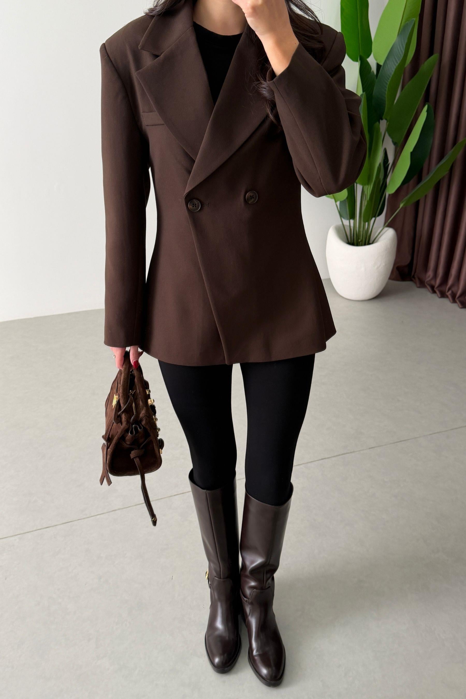 Range Kahve Kruvaze Belden Oturtmalı Blazer
