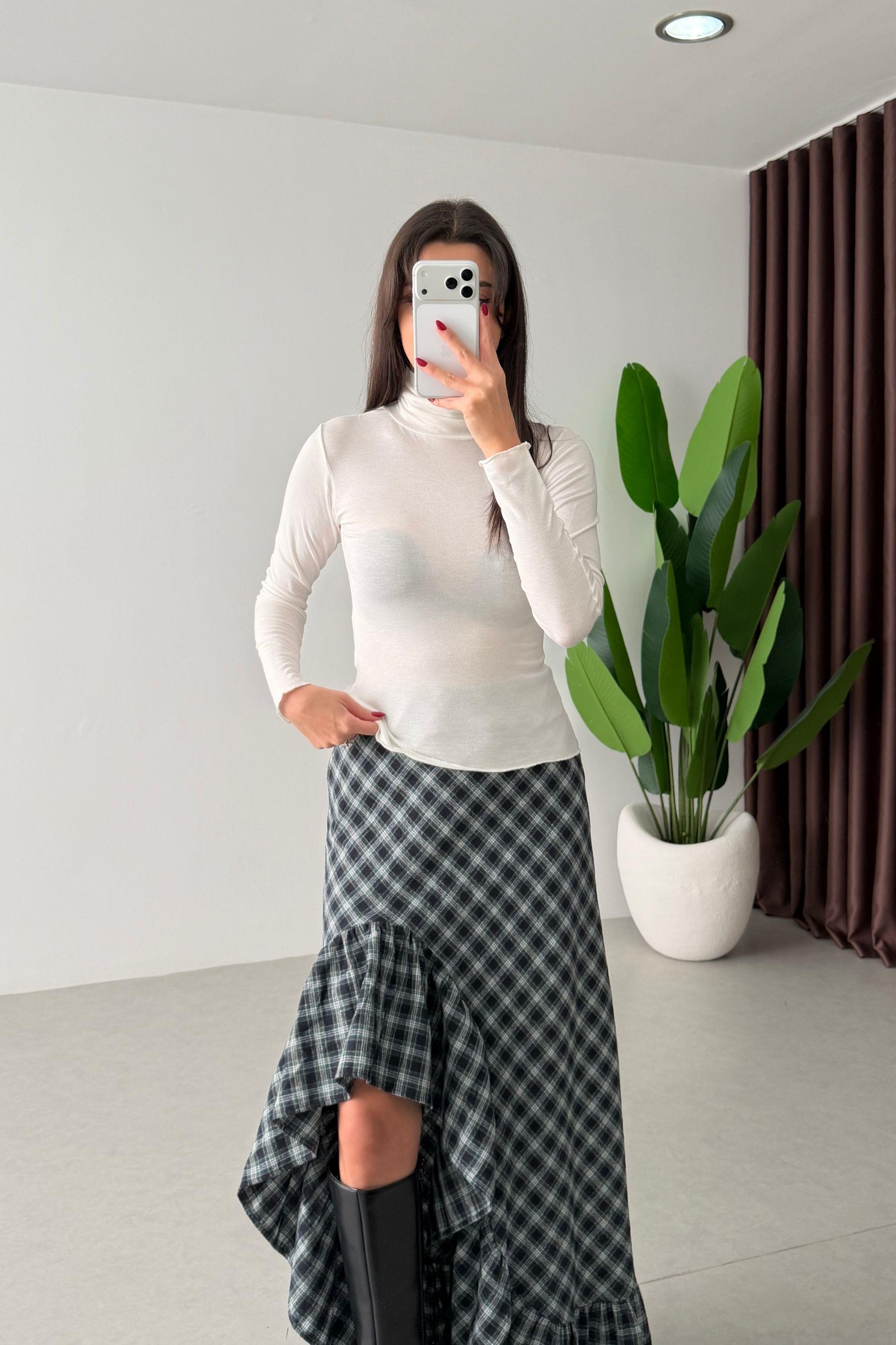 Sable Ekru Transparan Balıkçı Yaka Body