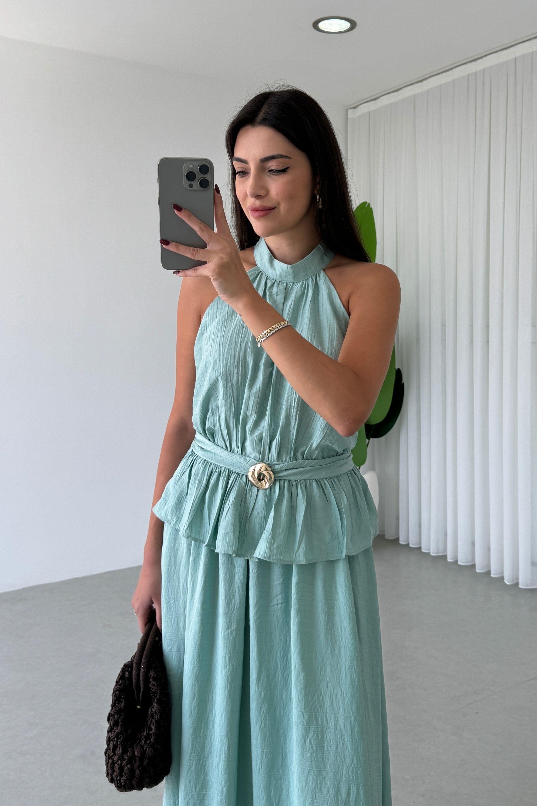 Sandra Turkuaz Toka Detay Bluz Etek Takım