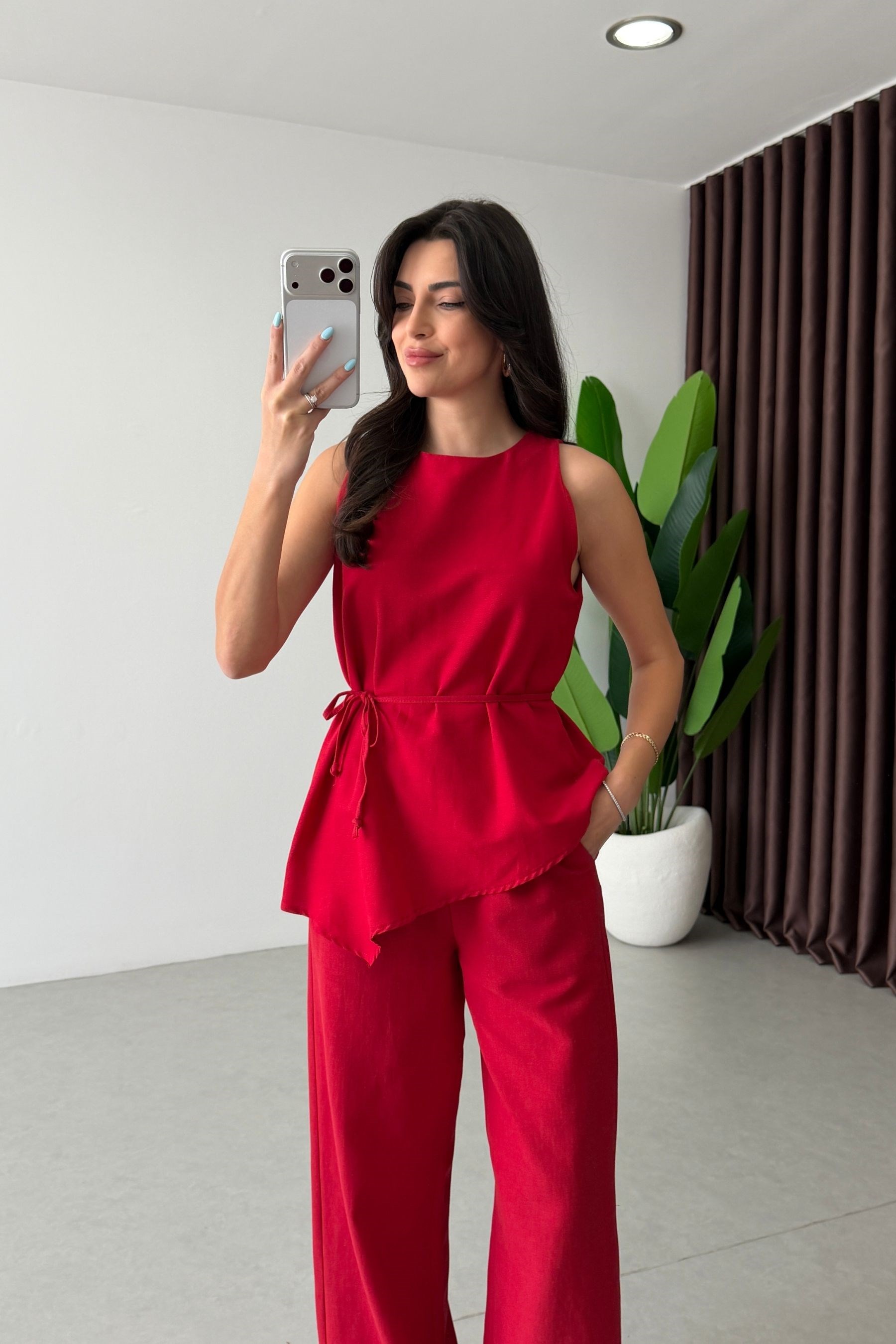 Tana Kırmızı Asimetrik Bluz Pantolon Takım