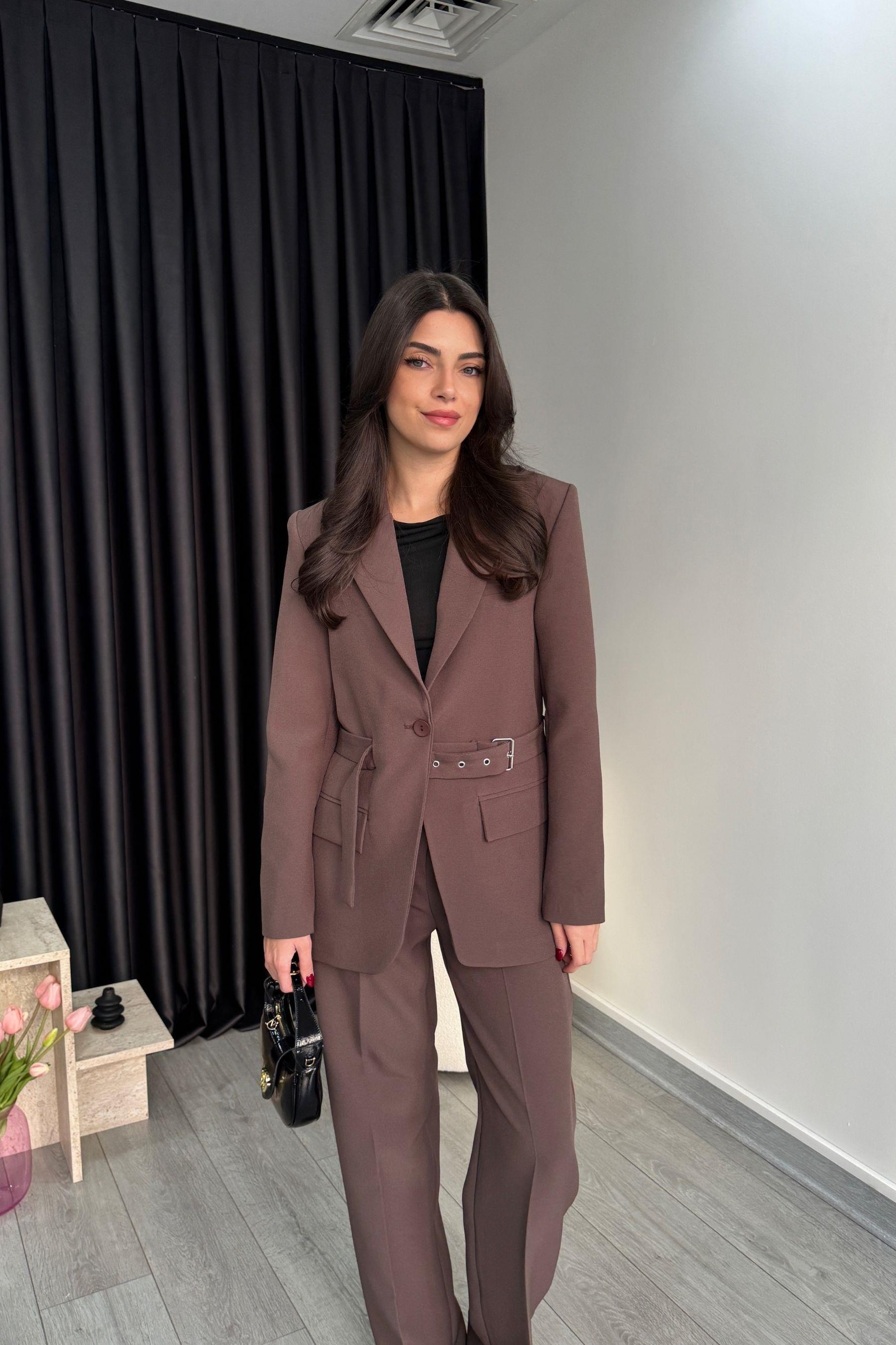 Tasarım Kemerli Kahve Blazer Ceket