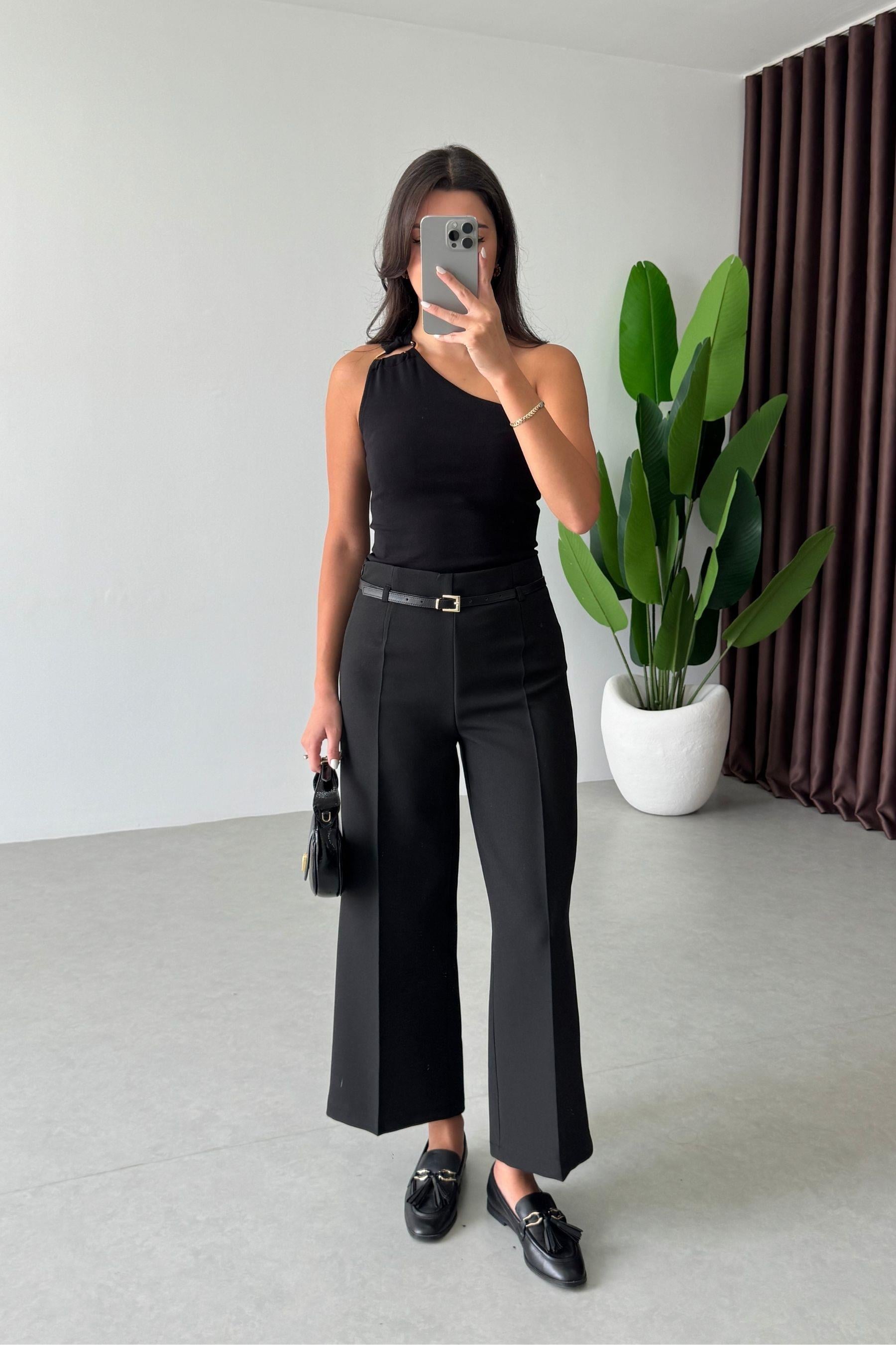 Tely Siyah Culotte Kemerli Pantolon