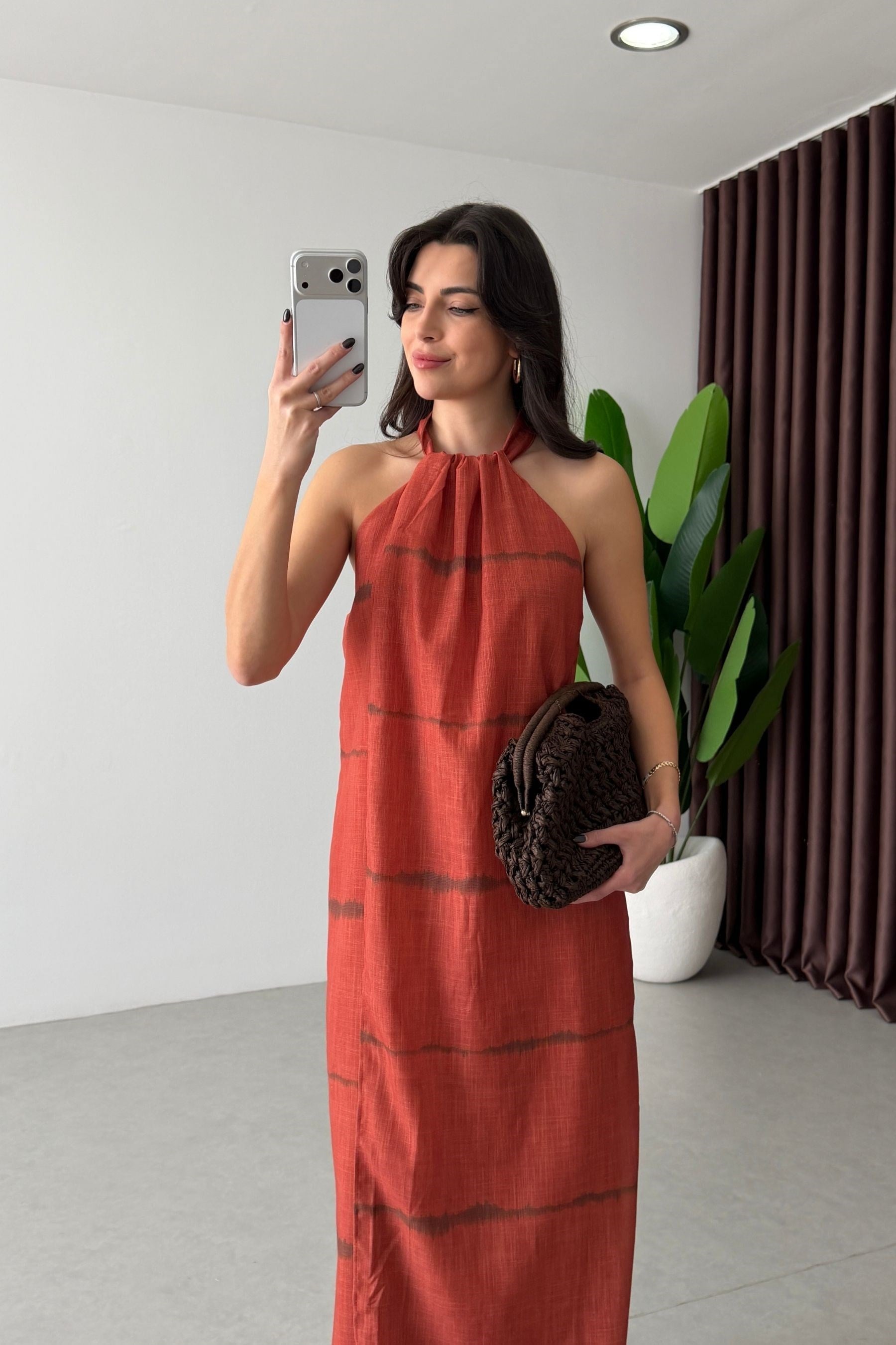Urva Turuncu Halter Yaka Keten Elbise