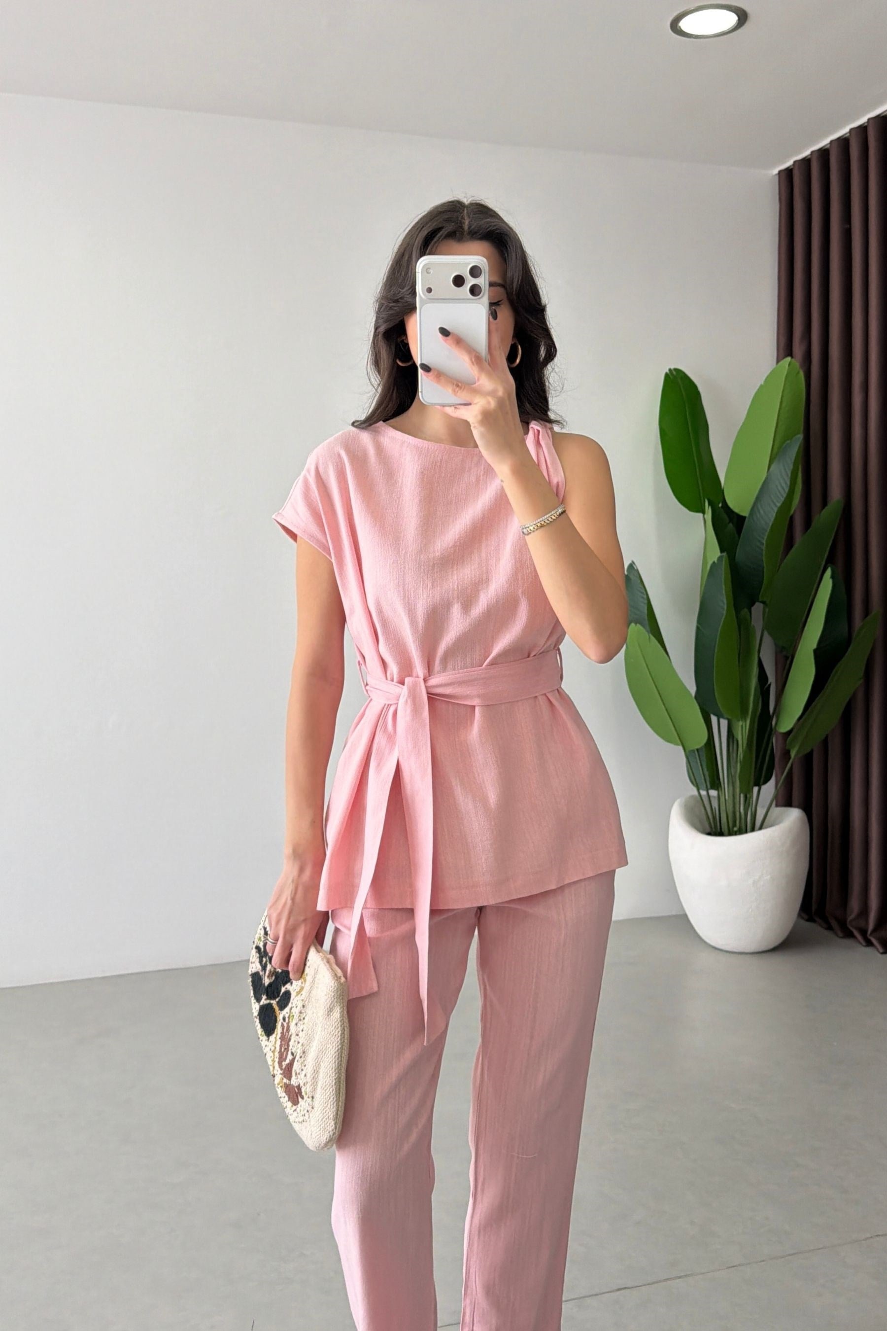 Vessa Pembe Omzu Burgulu Keten Takım