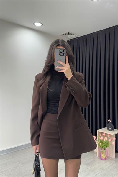 Acı Kahve Belden Oturtmalı Kruvaze Ceket Etek Takım
