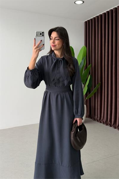 April Mavi Fular Detay Kuşaklı Elbise
