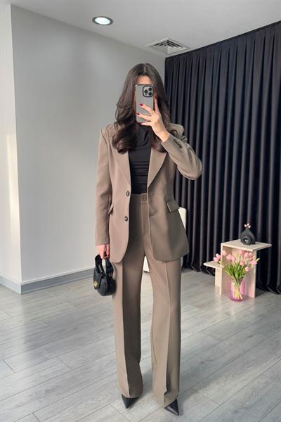Belden Oturtmalı Haki Blazer Ceket