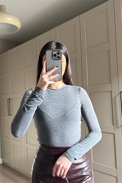 Bisiklet Yaka Antrasit Transparan Body