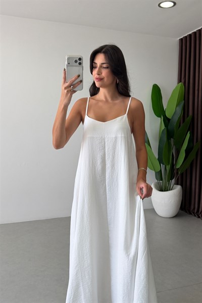 City Beyaz Askılı Maxi Elbise
