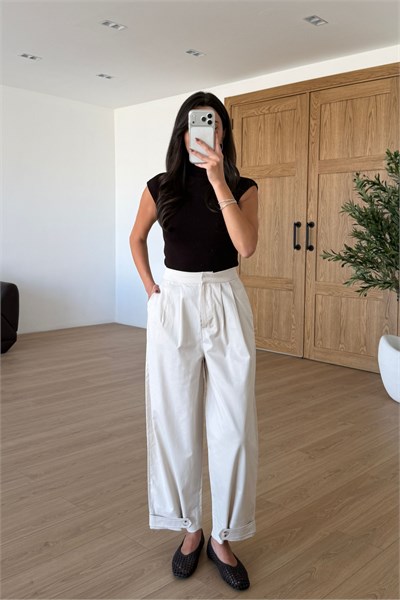 Daisy Taş Pensli Paça Detay Pantolon