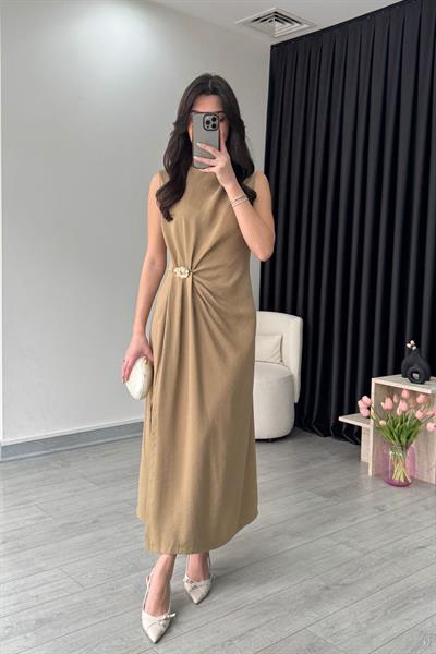 Daisy Toka Detay Drapeli Camel Elbise