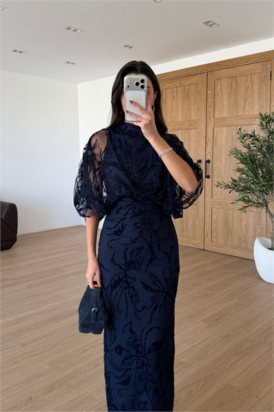 Ester Lacivert Büzgülü Parıltılı Tül Elbise