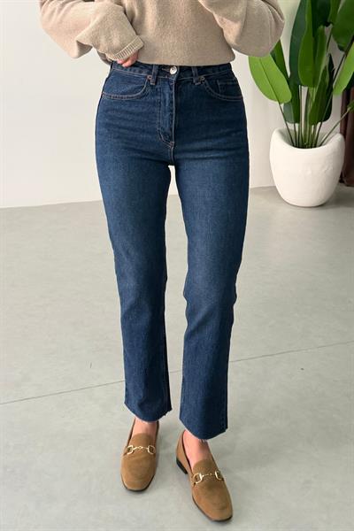 Fabia Mavi Kesik Paça Boy Fit Jean