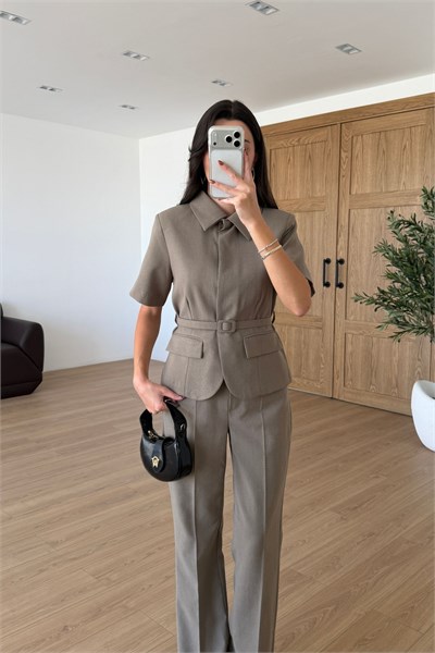 Flora Vizon Kemerli Ceket Pantolon Takım