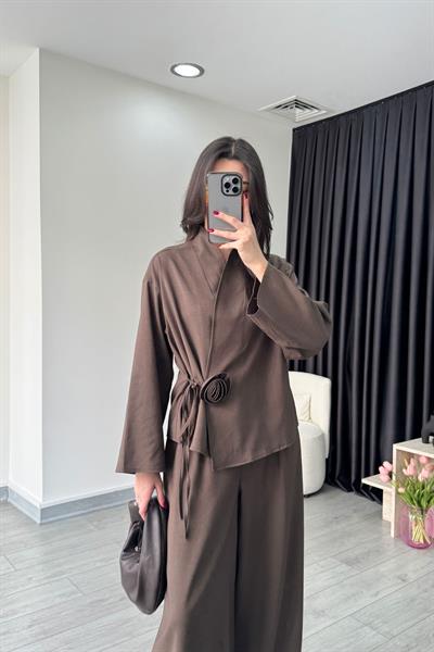Gül Detaylı Kahve Kimono Pantolon Takım