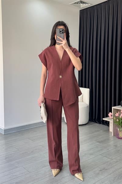 Güneş Düğme Detay Kiremit Keten Yelek Pantolon Takım
