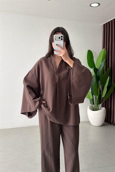 Julis Kahve Hakim Yaka Keten Takım