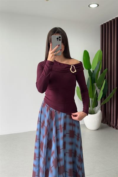 Keila Bordo Toka Detay Omuz Dekolteli Bluz