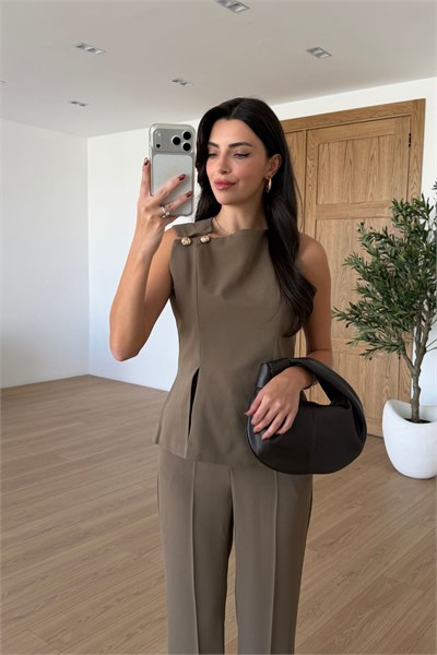 Kelly Haki Gold Düğmeli Bluz Pantolon Takım